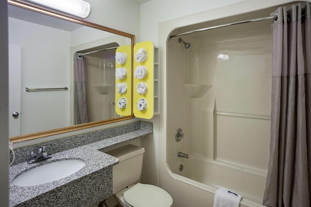 Motel 6 Binghamton Main image